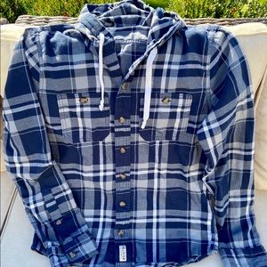 Hollister Men’s Small hooded shirt